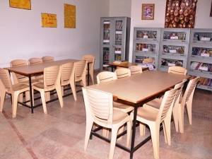 Milestone Smart School Library.JPG